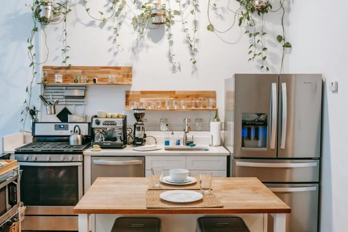 10 Tips Membuat Kebun Mini di Dapur, Bikin Betah Masak dan Hemat Belanja