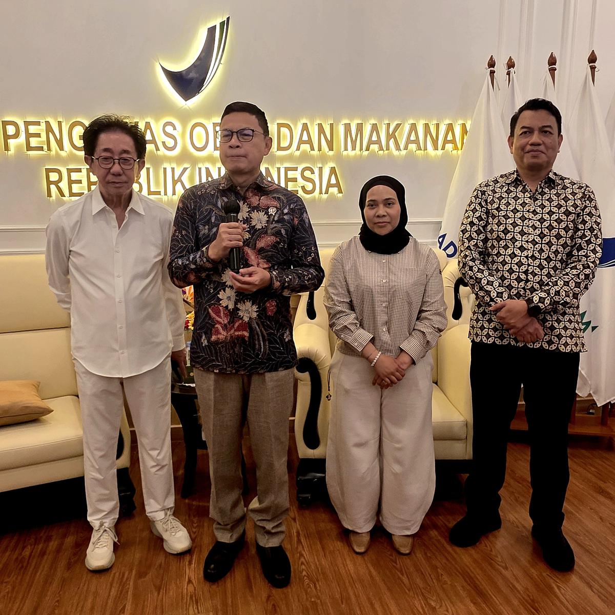 Bantu Pemulihan Korban Bencana NTT, Sido Muncul Salurkan Rp400 Juta melalui BPOM