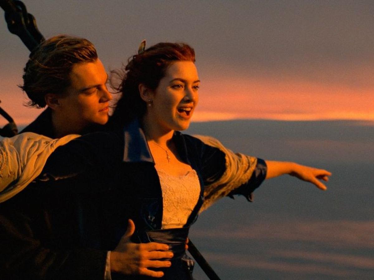 Film titanic pertama kali tayang pada tahun