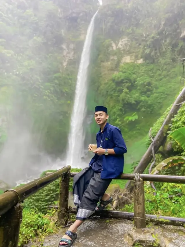 Viral Pria Jatuh Freestyle