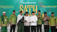 Tasyakuran 1 Abad NU sekaligus Silaturahmi Akbar Warga dan Kader NU se-Sumut di Pelataran Ponpes Musthafawiyah, Desa Purba Baru, Kabupaten Mandailing Natal (Madina), Kamis, 18 Mei 2023