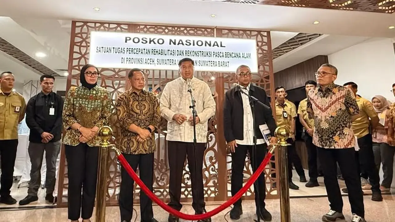 Menteri PKP Maruarar Sirait Rapat Koordinasi Pembahasan Pembangunan Hunian Tetap di Posko Nasional Satgas PRR, Kementerian Dalam Negeri, Jakarta, Selasa (21/7/2026).