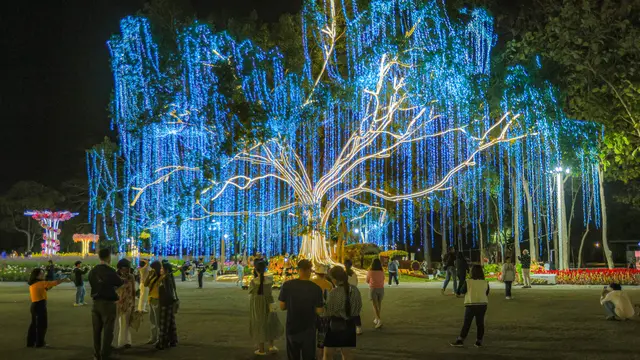 Menikmati Keindahan Festival Bunga Charming Chiang Mai