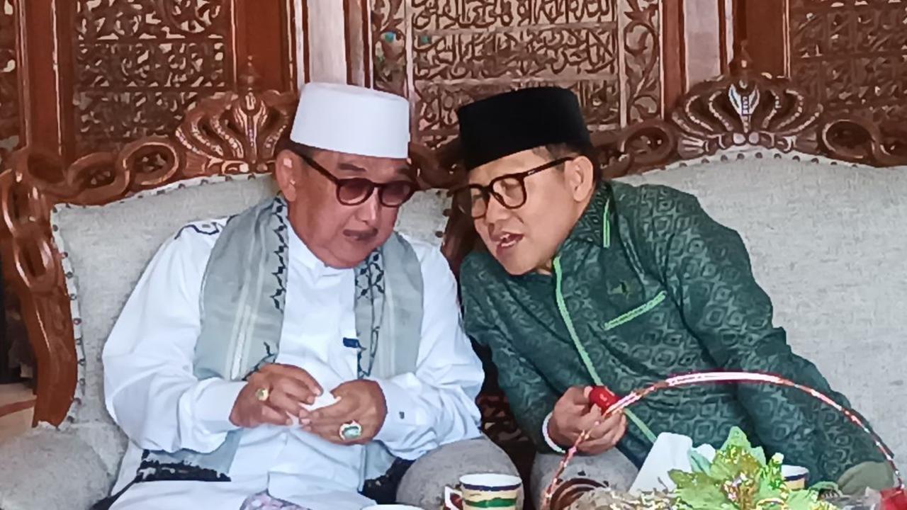 Menurutnya, pasangan Amin (Anies-Cak Imin) merupakan yang terbaik dan telah ditentukan Allah SWT. Ketua Umum PKB ini pun meminta doa kepada para kiai dalam menghadapi Pilpres 2024.<br>