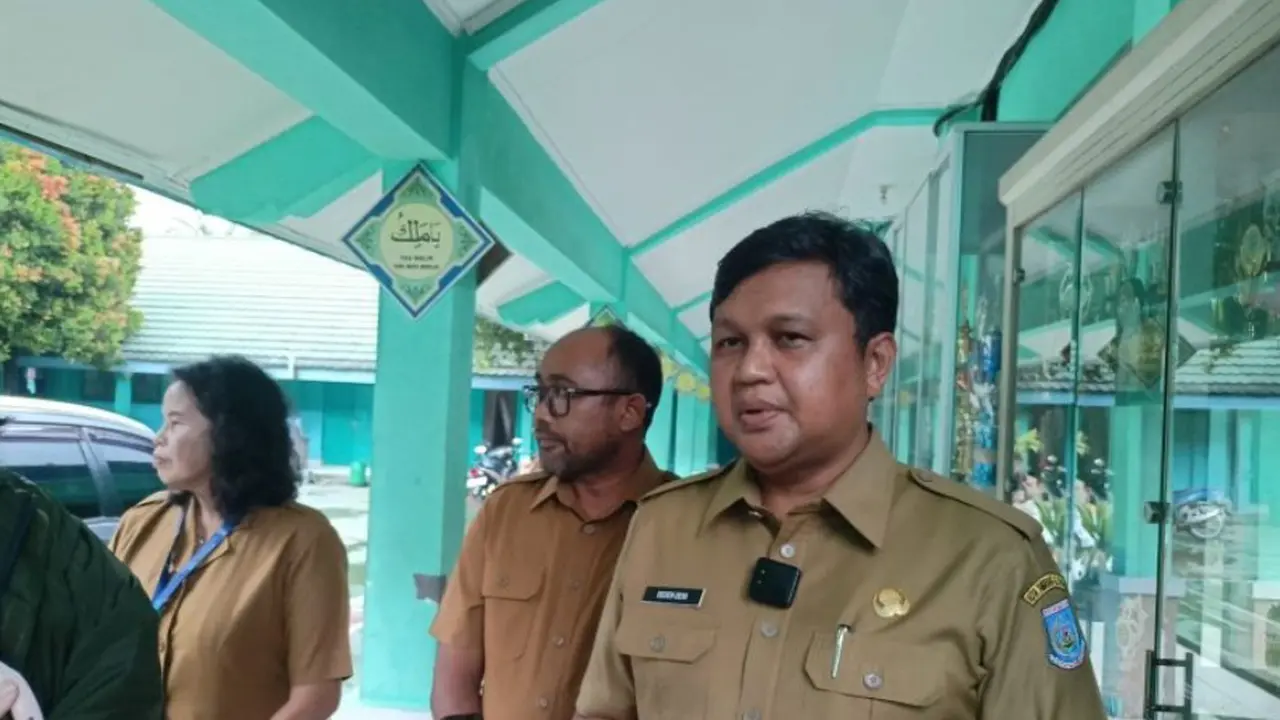 Kepala Dinas Pendidikan dan Kebudayaan (Kadindikbud) Kota Tangerang Selatan (Tangsel) Deden Deni.