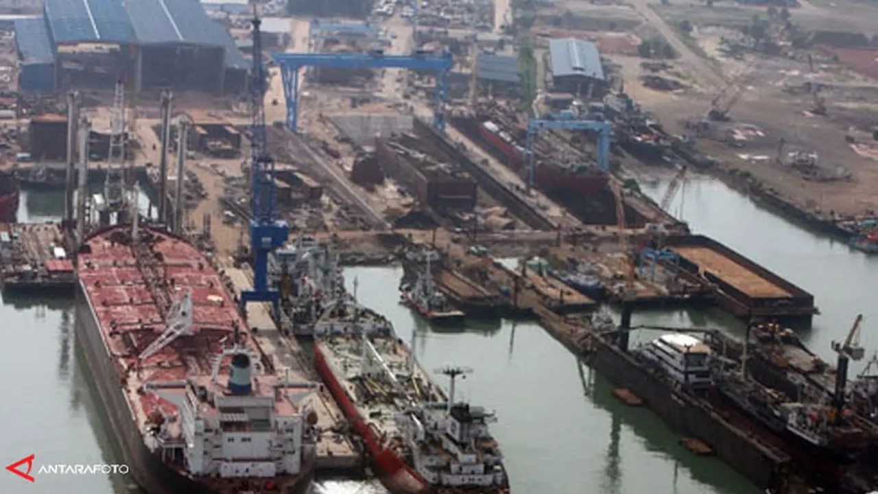 dua-kota-industri-kapal-130322b.jpg