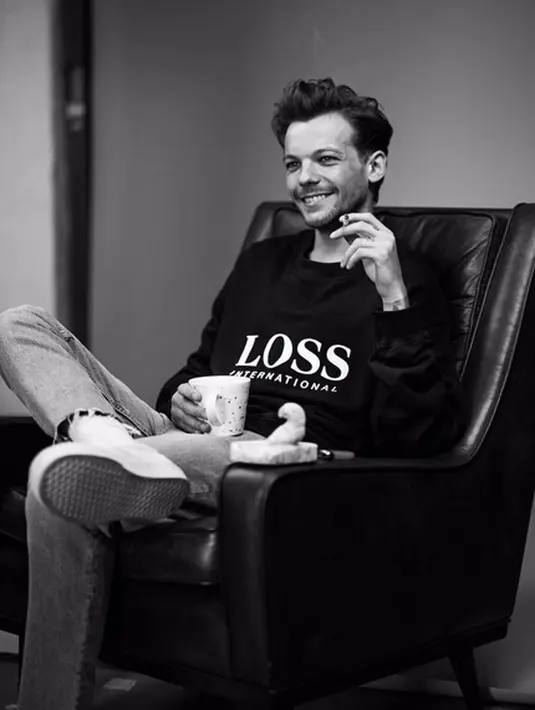 “Aku akan tetap menghargai Harry karena dia selalu hebat dalam menangani masalah. Dia juga hebat di atas panggung, dia merupakan sosok musisi berbakat dan seniman yang luar biasa,” pungkas Louis. (Instagram/louist91)
