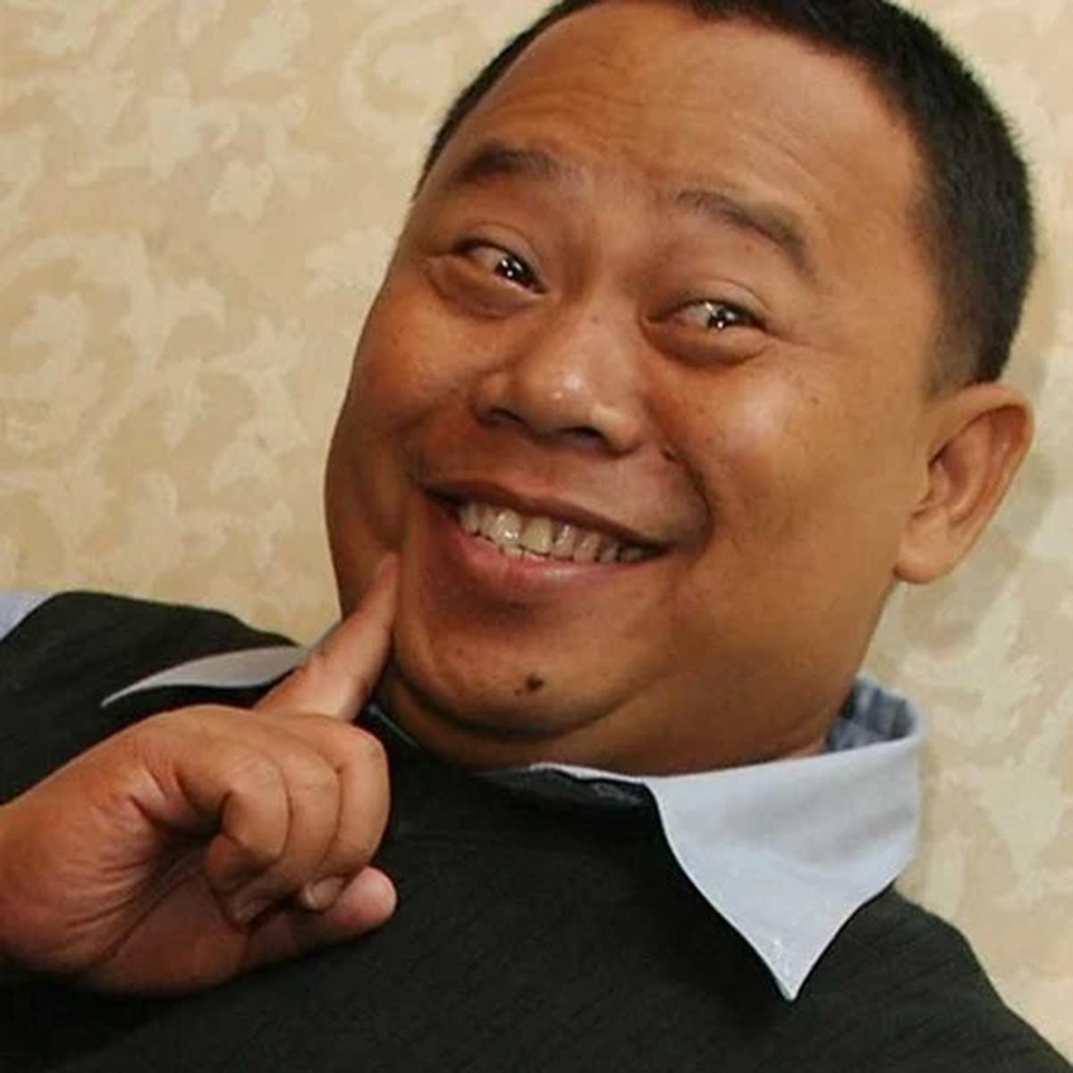 Taufik Savalas
