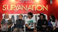 Sejumlah musisi yang akan mengisi acara Konser Suryanation Bangkit untuk Satu di kawasan Sudirman, Jakarta, Senin (21/03/2016). Rencananya konser tersebut akan dimulai pada 26 Maret 2016. (Liputan6.com/Herman Zakharia)