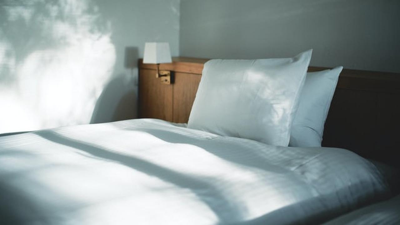 Tempat Paling Kotor di Kamar yang Jadi Sumber Mikroba Berbahaya