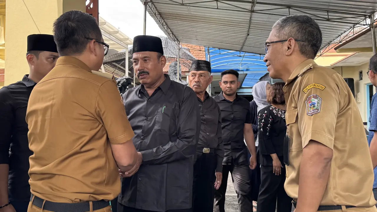 Suasana rumah duka salah satu pelari yang meninggal dunia di ajang Siksorogo Lawu Ultra (SLU) 2025.