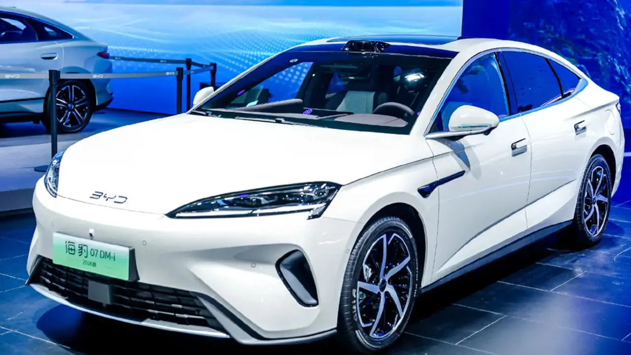 BYD Seal 07 DM-i Siap Meluncur 15 September 2025, Teknologinya Makin Canggih (cnEVpost)