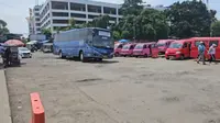 Top 3 News: Akses Jalan Terminal Terpadu Depok Rusak Parah, Warga Sebut Mirip Kubangan Kerbau