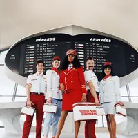 Simak koleksi fashion terbaru dari Christian Louboutin yang ciptakan tren kekinian (Foto: Christian Louboutin)