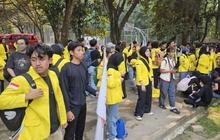Demo Mahasiswa di Jakarta, Polisi Halau Massa Alihkan Lokasi dari Bundaran HI ke Patung Kuda