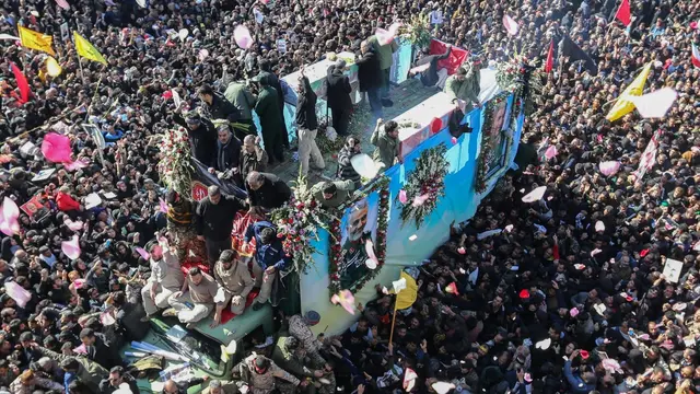 Pemakaman jenderal Qasem Soleimani. (AFP)