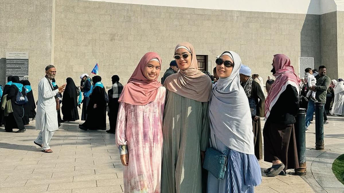 Potret Namira Adjani Anak Alya Rohali Jalani Ibadah Umroh, Auranya Makin Terpancar