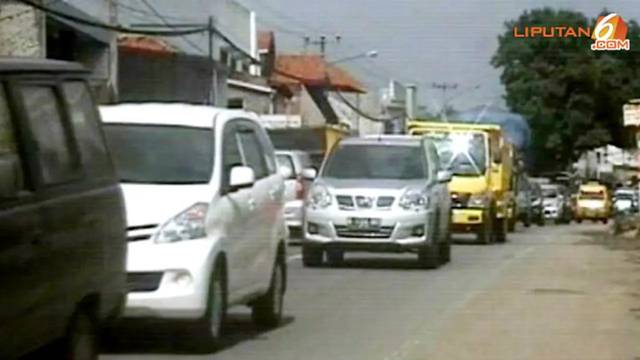 macet-puncak-140125c.jpg