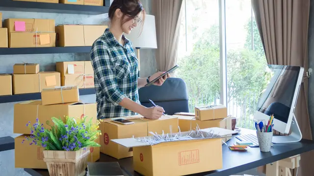 6 Cara Hadapi Tantangan Bisnis Apparel di Tengah Pandemi