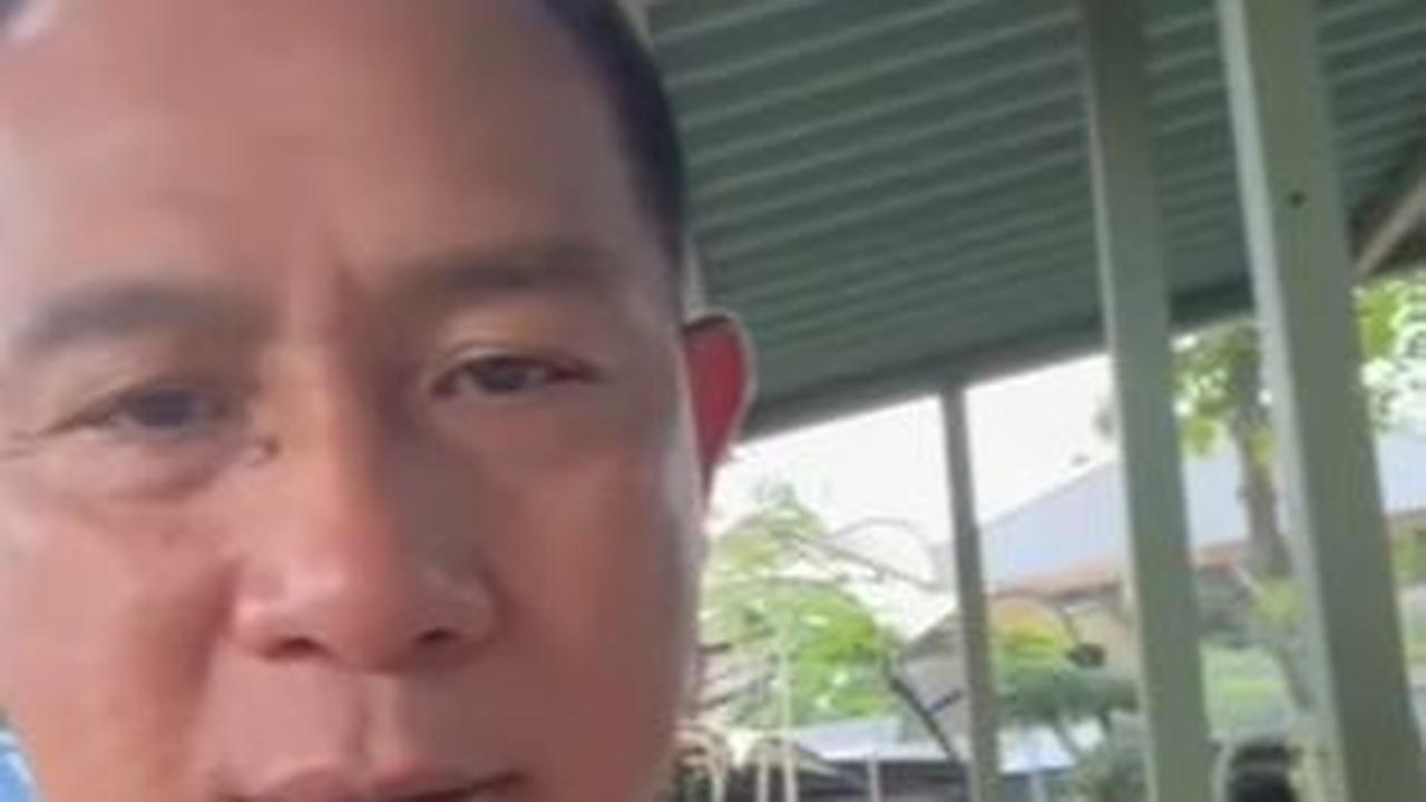Masih Berseragam Loreng, Momen Bahagia Panglima TNI Panen Telur Ayam, Sang Putra Langsung Bereaksi