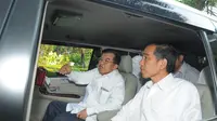 Kamis (22/5/14), Jokowi-JK berangkat bersama menuju RSPAD Gatot Subroto, Jakarta. (Liputan6.com/Herman Zakharia)