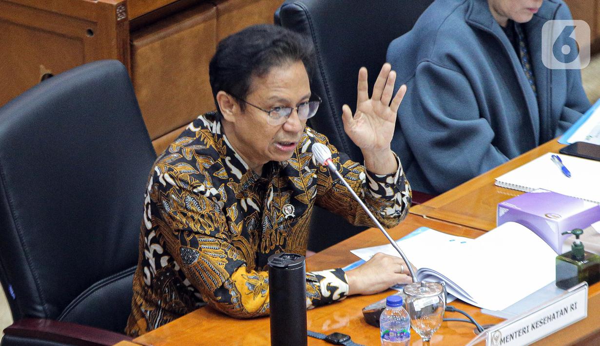 Menteri Kesehatan RI Budi Gunadi Sadikin rapat kerja dengan Komisi IX DPR di Gedung Parlemen, Jakarta, Rabu (8/2/2023). Rapat membahas penjelasan strategi percepatan pelaksanaan transformasi kesehatan tahun 2023, strategi percepatan penanganan penyakit tidak menular dan penyakit menular dan pemenuhan tenaga dokter spesialis melalui program Academic Health System (AHS) serta peta jalan lintas sektoral terkait kemandirian obat dan alat kesehatan dalam negeri. (Liputan6.com/Faizal Fanani)