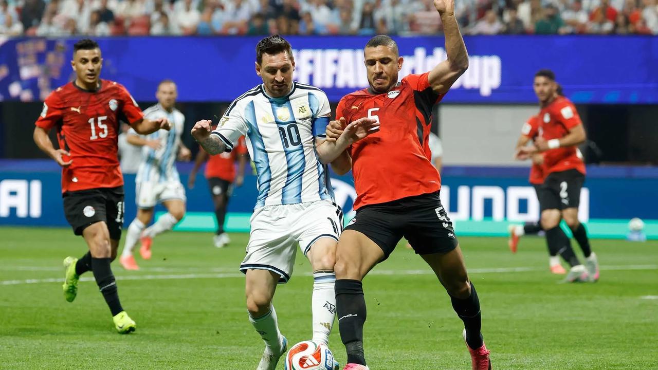 FOTO: Ketinggalan Dua Gol,  Argentina Cetak Remontada Dramatis
