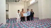 Solidaritas untuk Korban Kebakaran Manggarai, MUI DKI Jakarta Bersama Le Minerale Salurkan 2.600 Galon Air Mineral