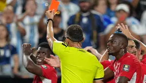 IFAB Akui Kartu Merah Breel Embolo saat Swiss Vs Argentina di Piala Dunia 2026 Seharusnya Tak Terjadi