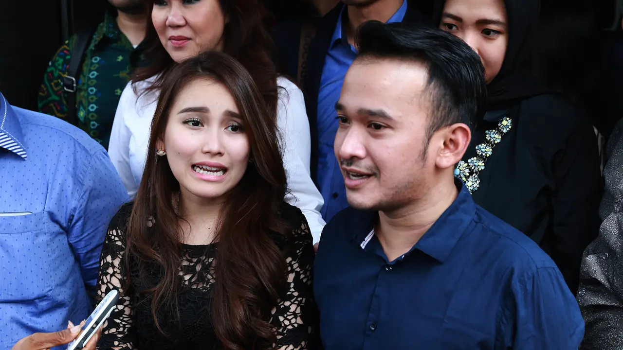 [Bintang] Ayu Ting Ting dan Ruben Onsu