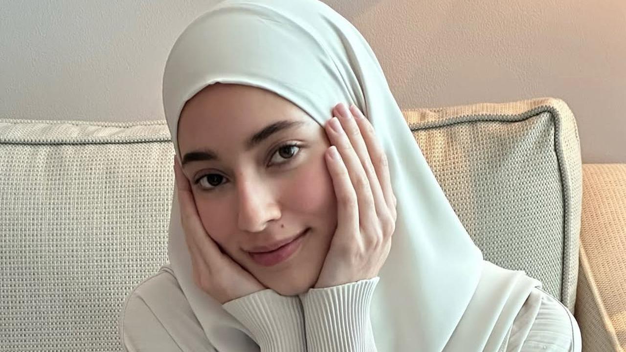 5 Pesona Memukau Ameera Khan Kekasih Jefri Nichol Tampil Berhijab, Adem Penuh Keanggunan