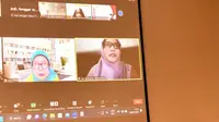 Pendiri Mother Hope Indonesia (MHI) Nur Yanayirah memberi masukan soal depresi pasca melahirkan dalam pembahasan Rancangan Undang-Undang atau RUU Kesehatan, Jakarta (29/3/2023). Foto: Liputan6.com/Ade Nasihudin.