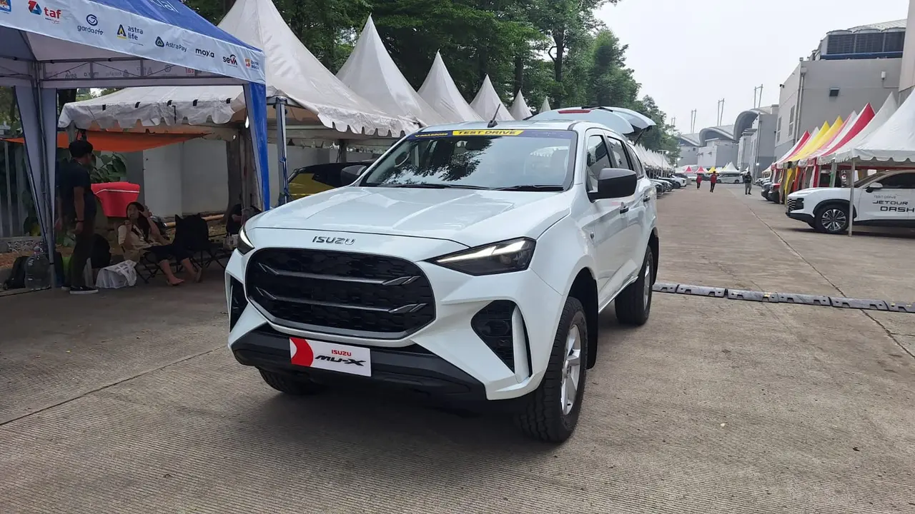 Kencan Singkat dengan Isuzu MU-X Baru, Seberapa Tangguh SUV 4x4 Diesel Ini? (Arief A/Liputan6.com)