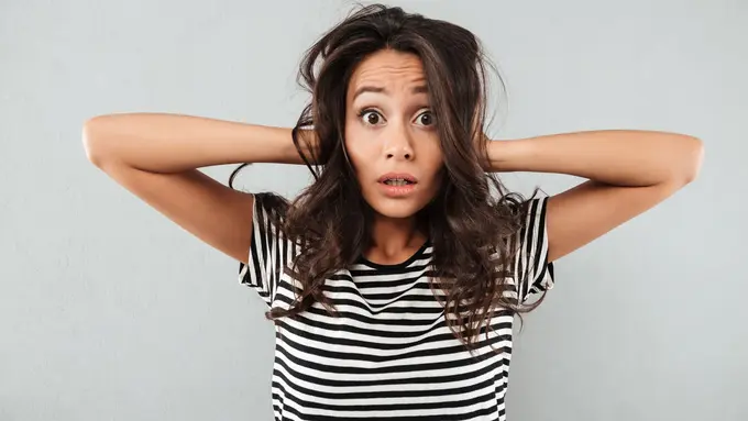 kebiasaan mencabut rambut