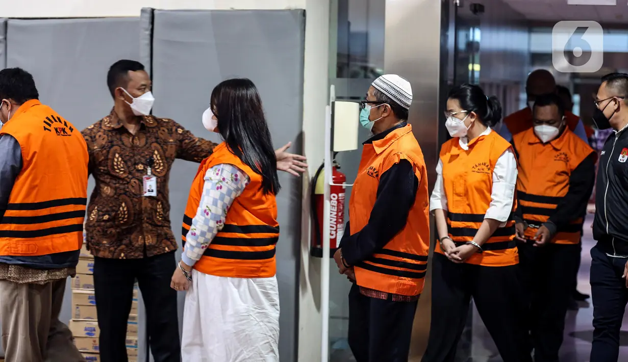 Dalam proses penyidikan, tim penyidik KPK telah menggeledah sejumlah tempat. (Liputan6.com/Johan Tallo)