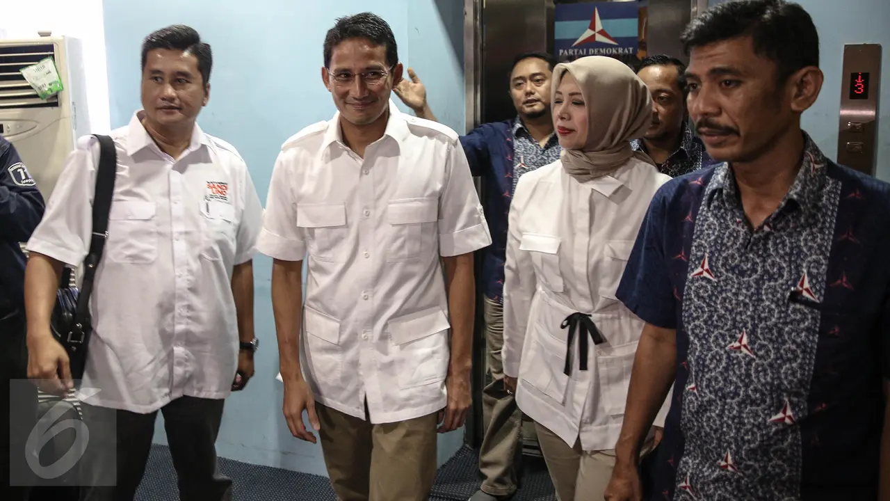 20160422-Sandiaga Uno Serahkan Formulir Balon Gubernur DKI Jakarta ke DPD Demokrat
