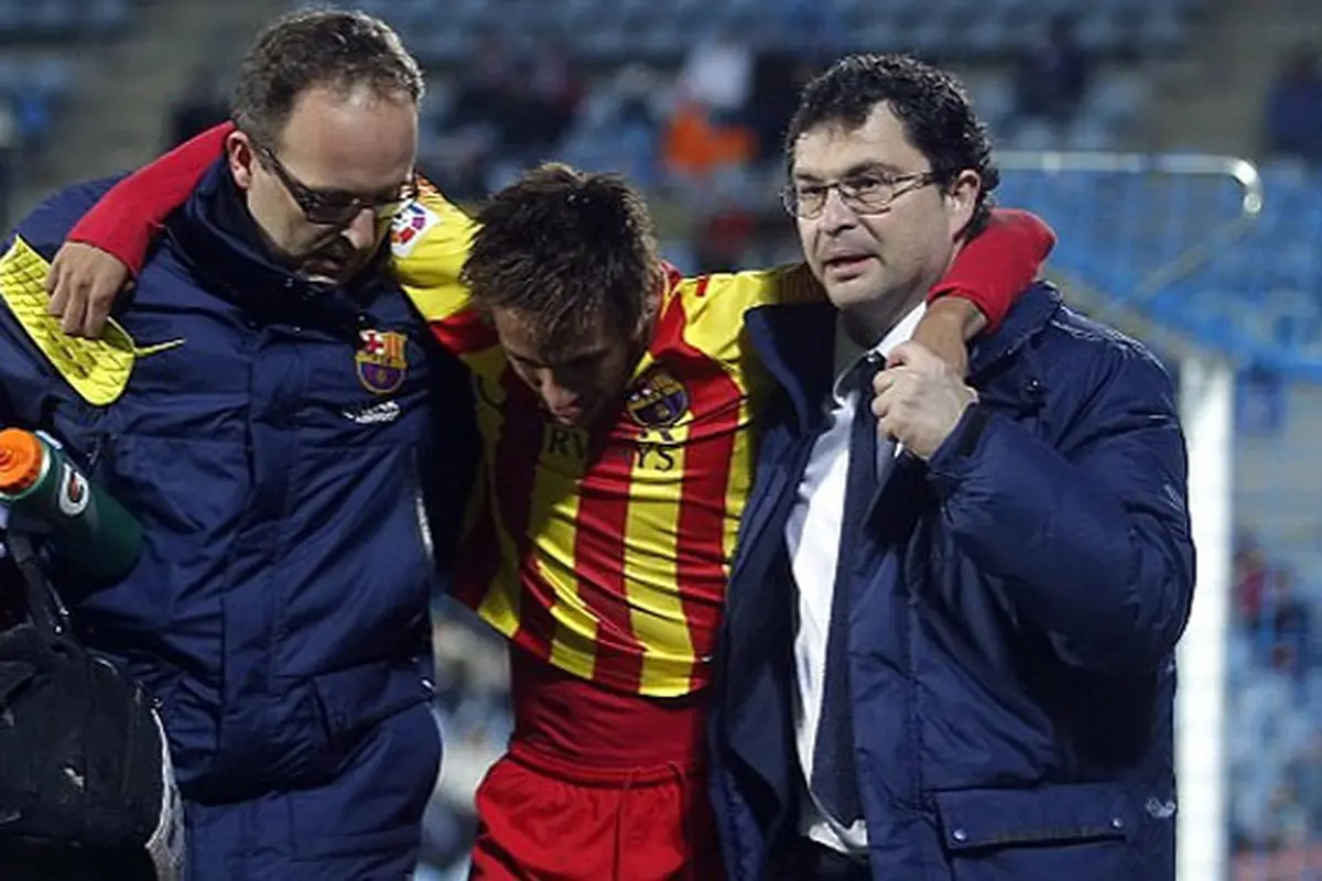 neymar-pincang-140120c.jpg
