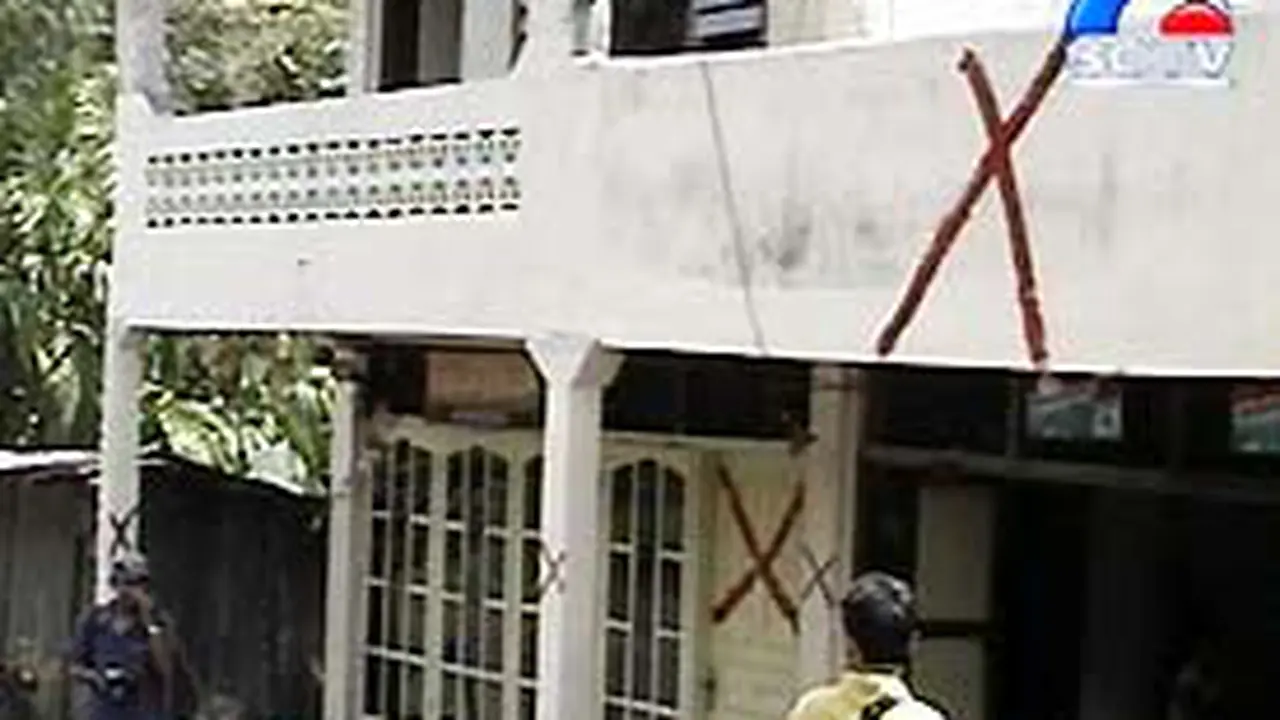 090204bGam.jpg