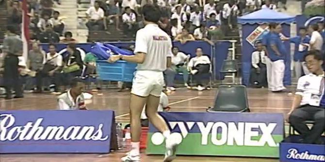 VIDEO: Flashback Bulutangkis, Final Tunggal Putra Thomas Cup 1992 Antara Joko Suprianto Vs Kwan Yoke Meng