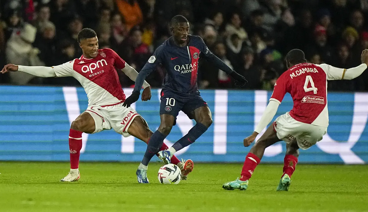 Kedua gol Monaco berasal dari lesakan Takumi Minamino (22’) dan Folarin Balogun (75’). (AP Photo/Michel Euler)