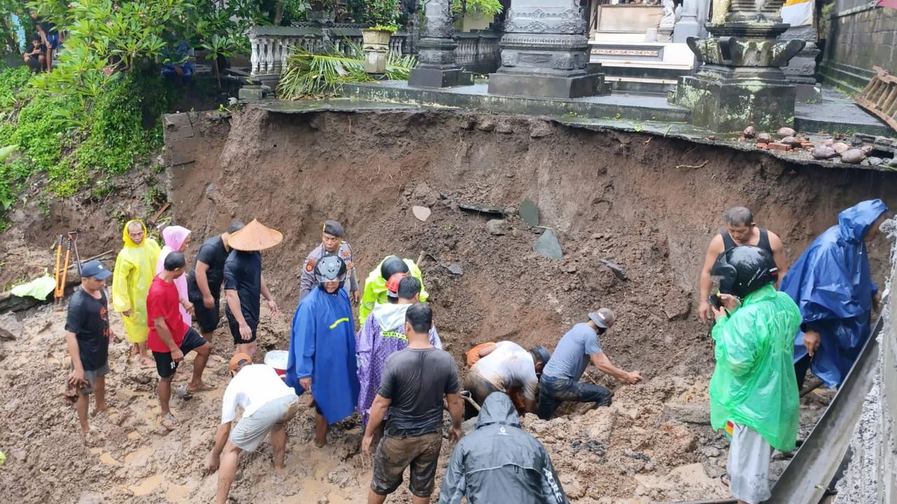 Dua Buruh Proyek Asal Jawa Timur Tewas Tertimbun Longsor di Ubud Bali