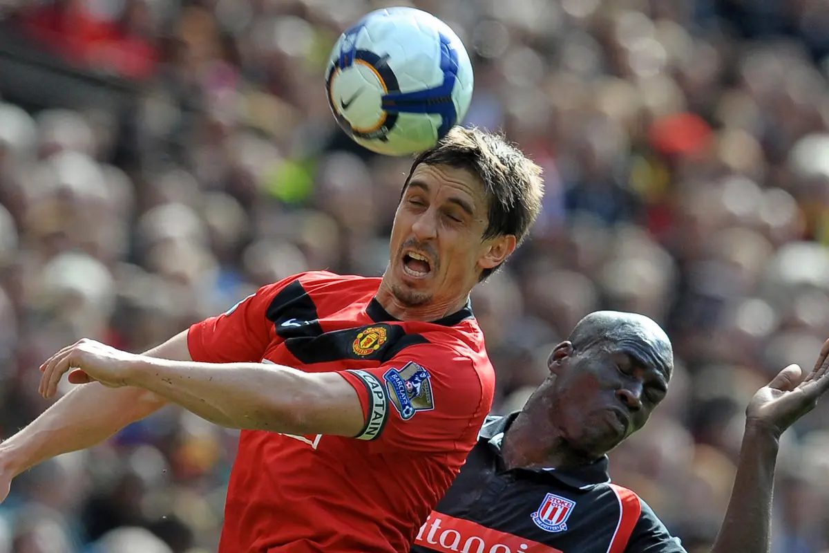 FOTO: 6 Pemain Manchester United asal Inggris dengan Penampilan Terbanyak, David Beckham ke-6 - Gary Neville