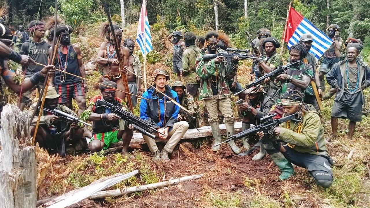 Munculnya isu tersebut menimbulkan kegaduhan dan akan berdampak menghambat upaya pembebasan sandera secara damai