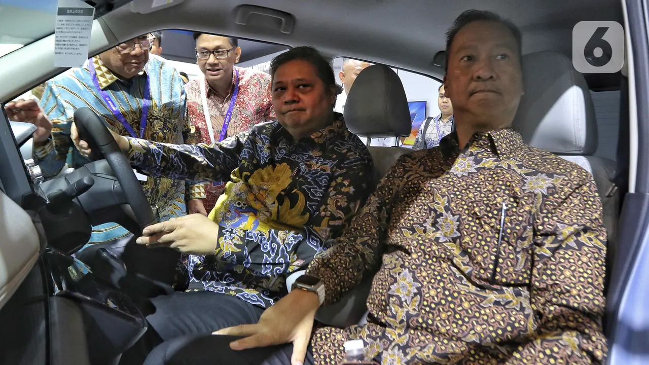 Menko Airlangga dan Menperin Agus Gumiwang