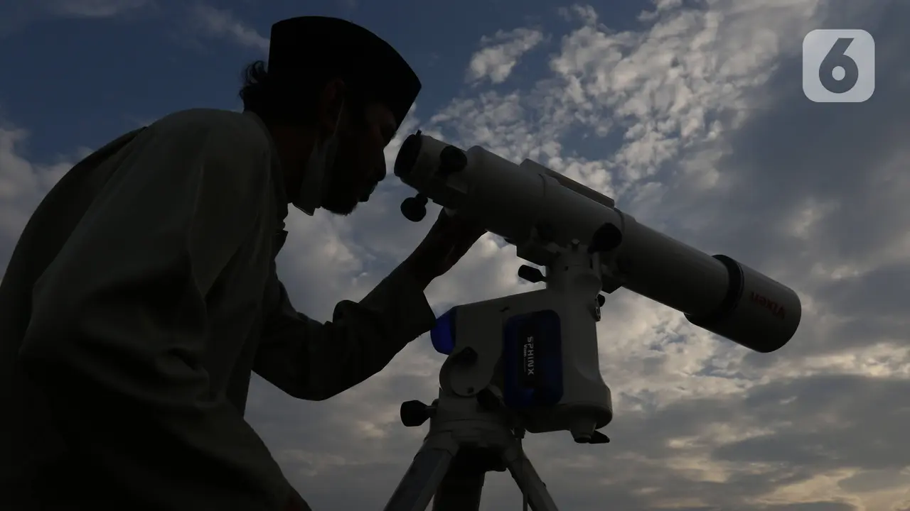 Memantau Hilal Awal Ramadhan 1443 Hijriah