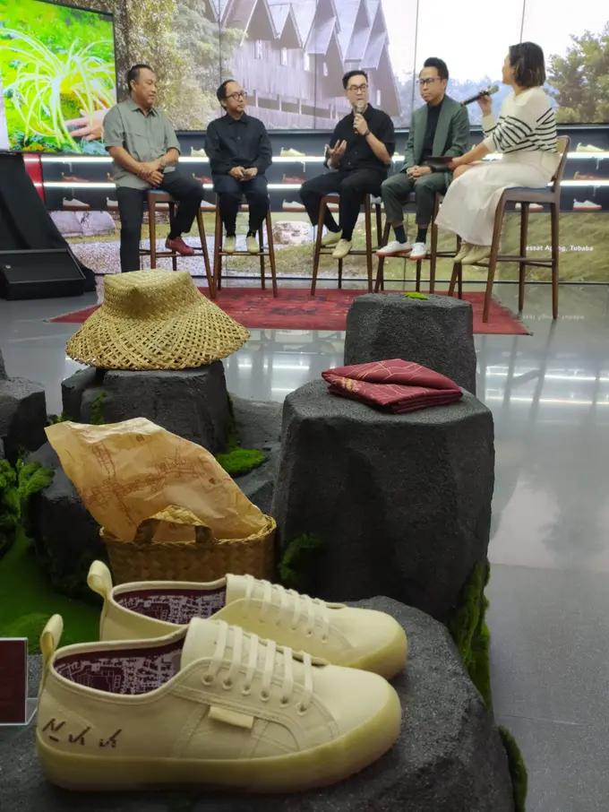 Superga luncurkan koleksi kolaborasi budaya dalam Superga X Tubaba
