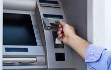 Begini Cara Menghindari Biaya Tersembunyi Saat Menggunakan ATM Luar Negeri