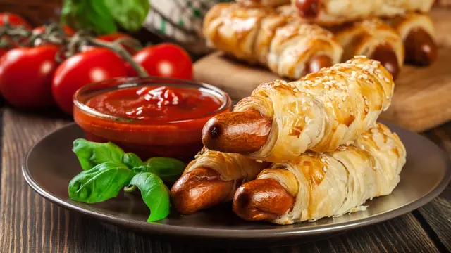 Hindari makanan olahan agar perut tidak membuncit