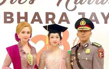 Cantiknya Putri Kombes Polisi Lulus Kuliah dengan Predikat Cumlaude, Bikin Bangga