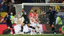 Prancis berada di atas angin. Les Bleus kembali mencetak gol untuk keempat kalinya melalui sepakan keras Kylian Mbappe pada menit ke-65. (AFP/Franck Fife)